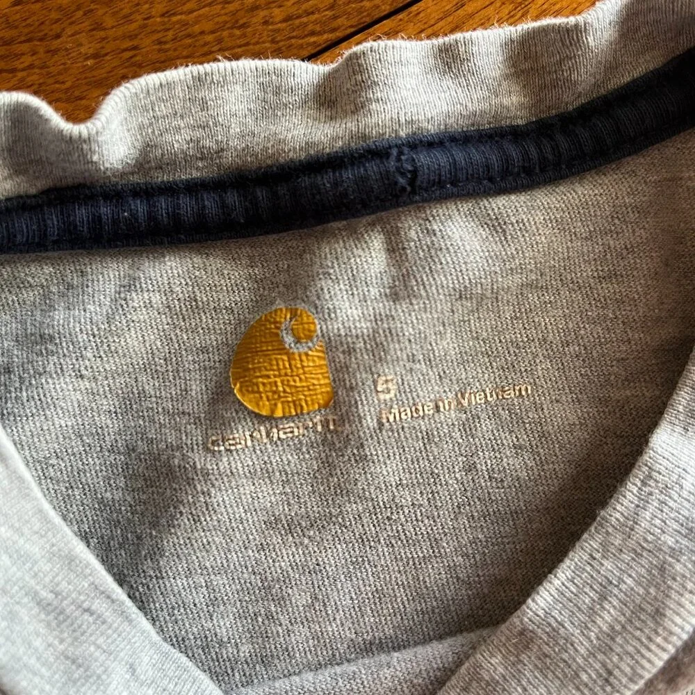 Carhartt gray pocket tee 5